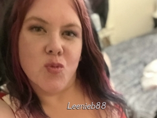 leenieb88 Le Scandale