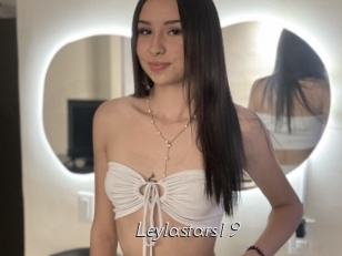 leylastars19 Le Scandale