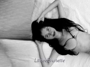 LittleeBrunette