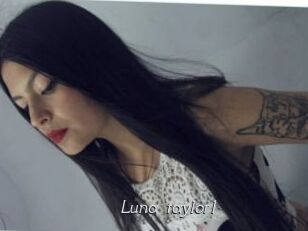 Luna_taylor1