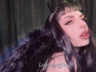 lunaisgriffin Le Scandale
