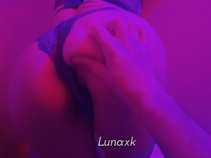 lunaxk Le Scandale