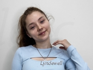 lyndewell Le Scandale