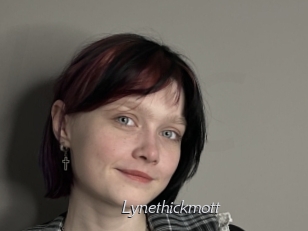 lynethickmott Le Scandale
