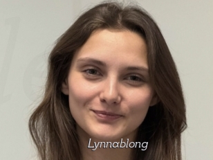 lynnablong Le Scandale