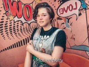 MarianHotty Le Scandale