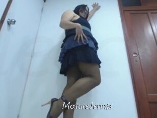 MatureJennis