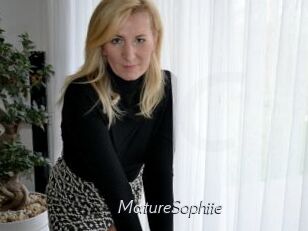 MatureSophiie