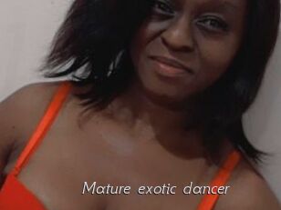 Mature_exotic_dancer Le Scandale