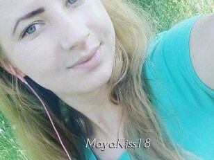 MayaKiss18 Le Scandale