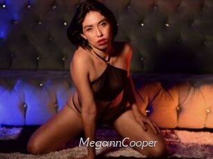 MegannCooper Le Scandale