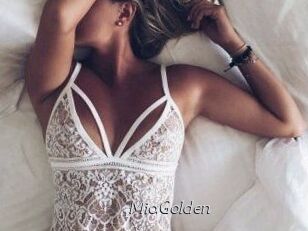 Mia_Golden