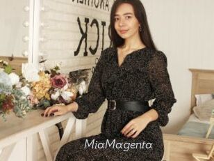 MiaMagenta
