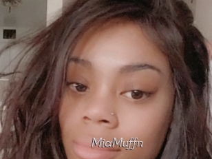 MiaMuffn Le Scandale