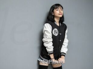 MiaPiercce