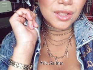 MiaSimms