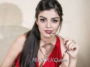 MiaXXXQueen
