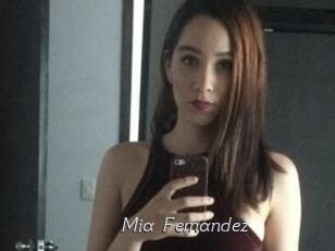 Mia_Fernandez