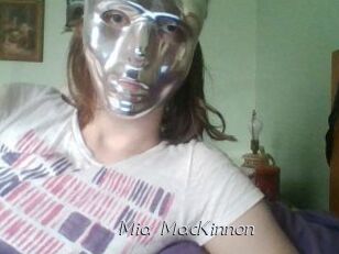 Mia_MacKinnon