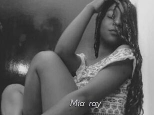 Mia_ray