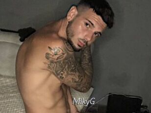 MikyG Le Scandale