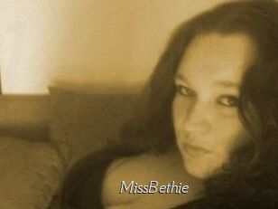 MissBethie Le Scandale