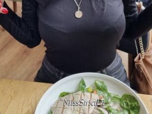 MissStrictDi