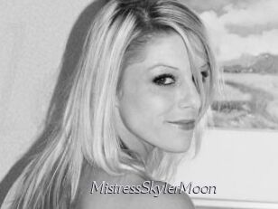 MistressSkylerMoon