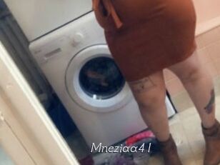 Mneziaa41