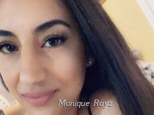 Monique_Rayz