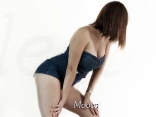 Mooon