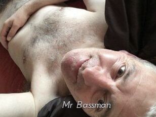 Mr_Bassman Le Scandale