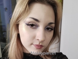 makkypiercen Le Scandale