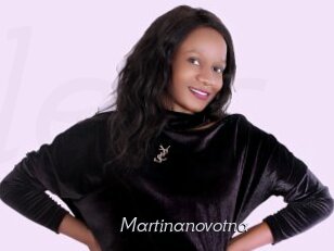 martinanovotna Le Scandale