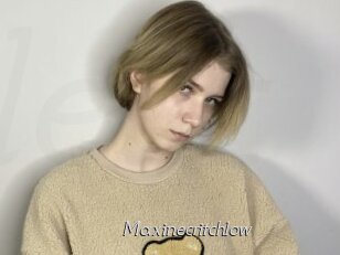 maxinecritchlow Le Scandale