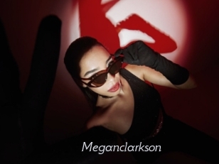 meganclarkson Le Scandale