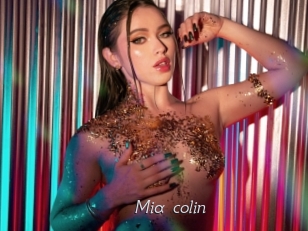 Mia_colin