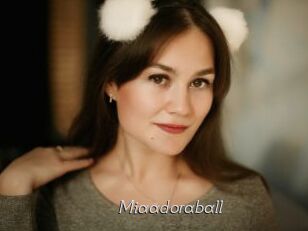Miaadoraball