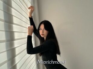 miarichmond Le Scandale