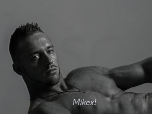 mikexl Le Scandale