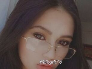 milkgril78 Le Scandale