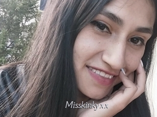 Misskinkyxx