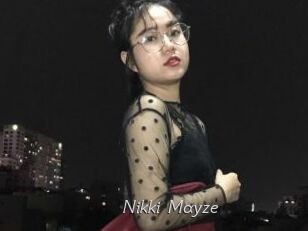 Nikki_Mayze
