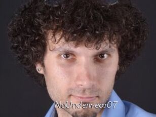 NoUnderwear07