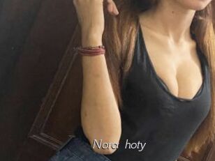 Nora_hoty