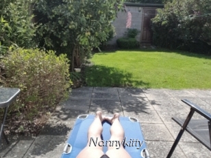 nannykitty Le Scandale