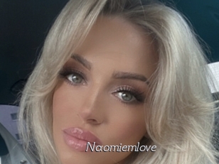 naomiemlove Le Scandale
