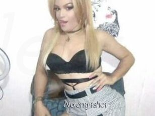 Naomytshot