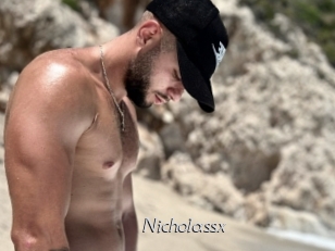 nicholassx Le Scandale