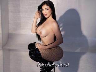 nicollebennett Le Scandale